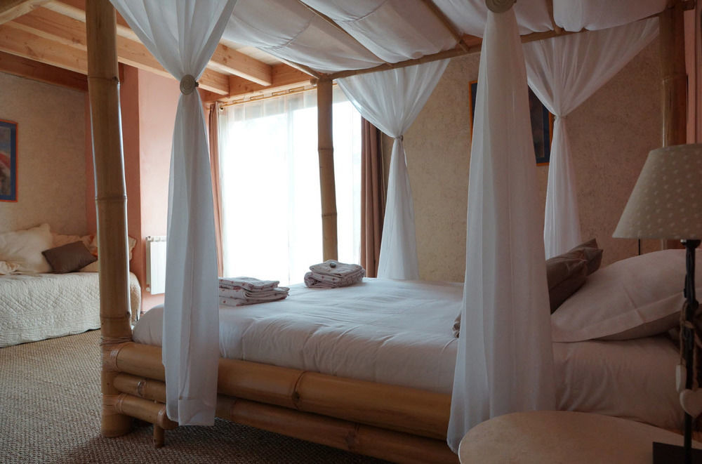 Bout De Cote Bed & Breakfast Lacam-d'Ourcet Luaran gambar