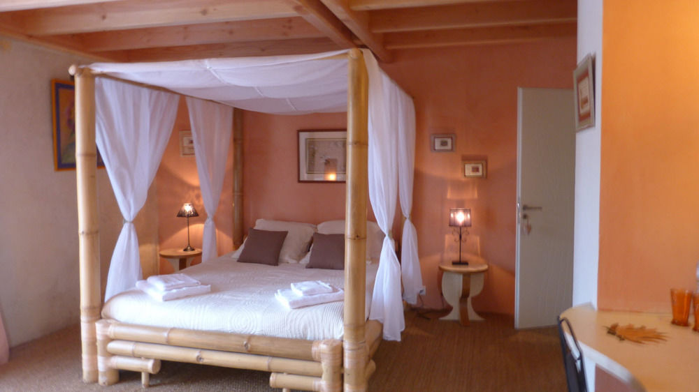 Bout De Cote Bed & Breakfast Lacam-d'Ourcet Luaran gambar