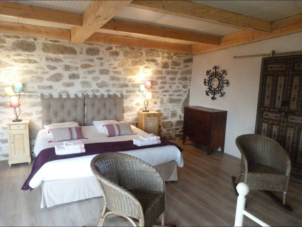 Bout De Cote Bed & Breakfast Lacam-d'Ourcet Luaran gambar