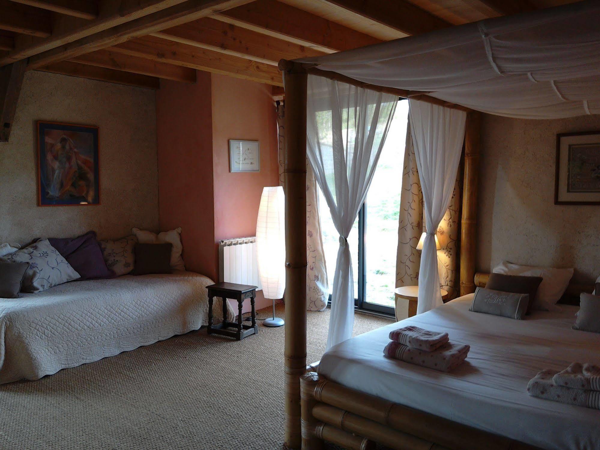 Bout De Cote Bed & Breakfast Lacam-d'Ourcet Luaran gambar